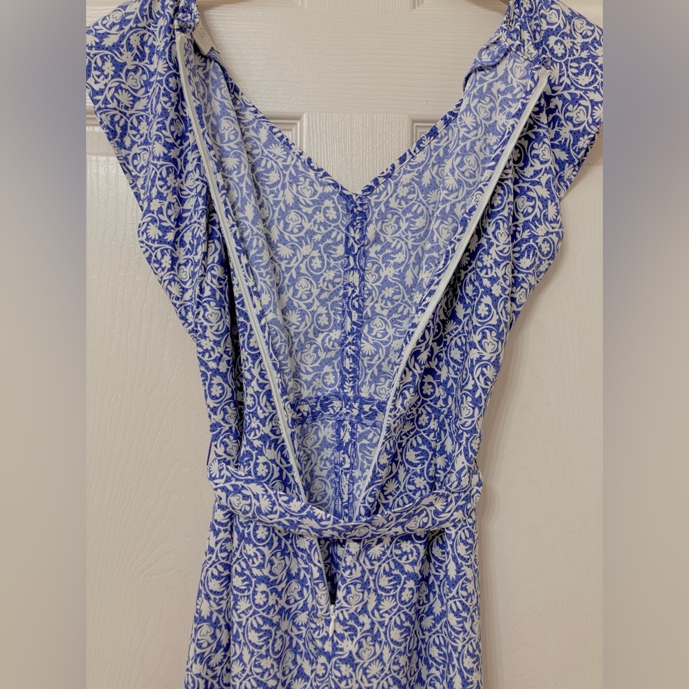 LOFT Blue White Floral V Neck A-line Midi Dress 8P Garden Party Coastal Summer - Picture 5 of 6